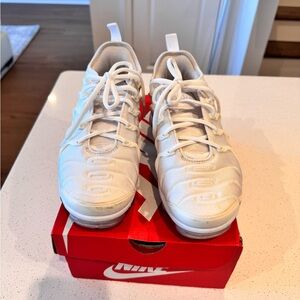 Nike Air Vapormax White Pure Platinum Men Size 6.5 / Women’s Size 8